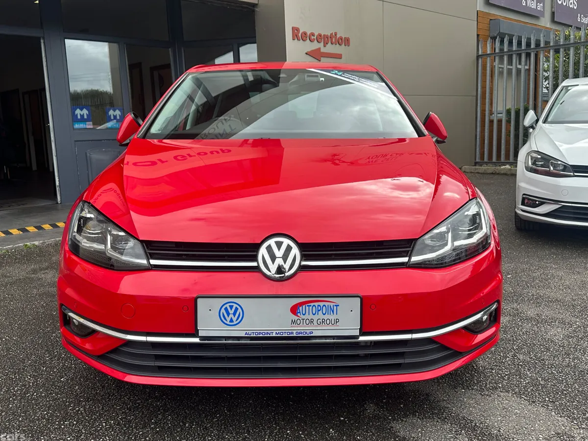 Volkswagen Golf Hatchback, Petrol, 2019, Red