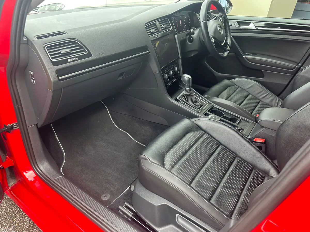 Volkswagen Golf Hatchback, Petrol, 2019, Red