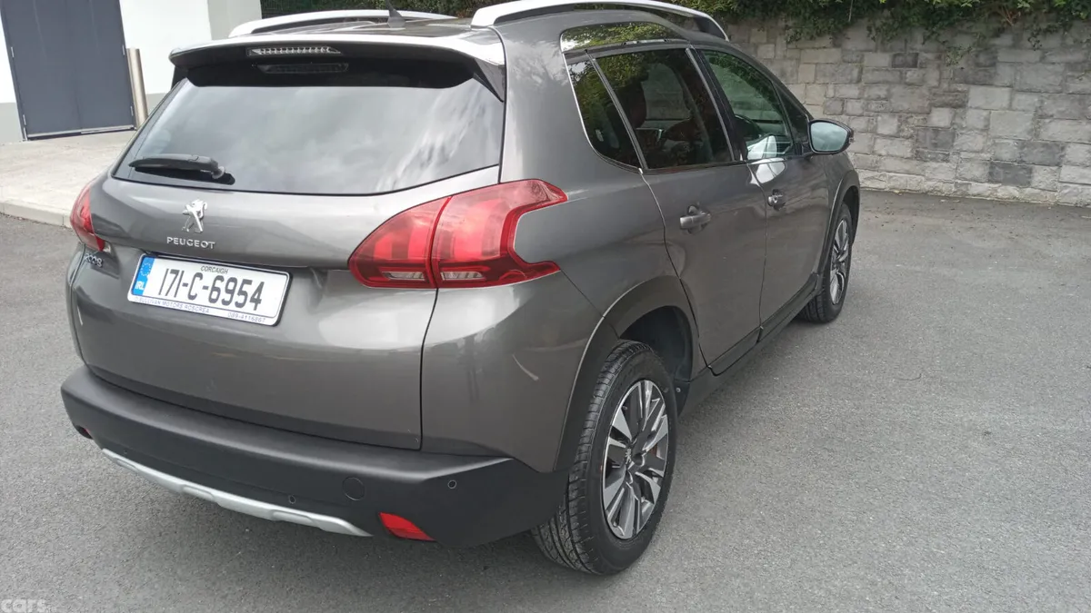 Peugeot 2008 Estate, Diesel, 2017, Grey