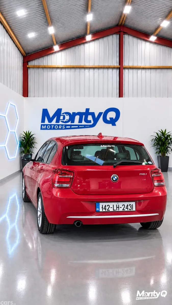 BMW 1-Series Hatchback, Petrol, 2014, Red