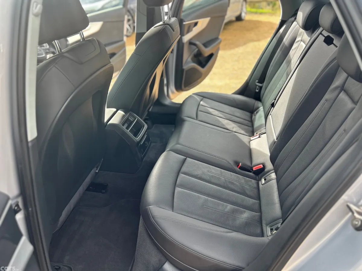Audi A4 Saloon, Diesel, 2016, Silver