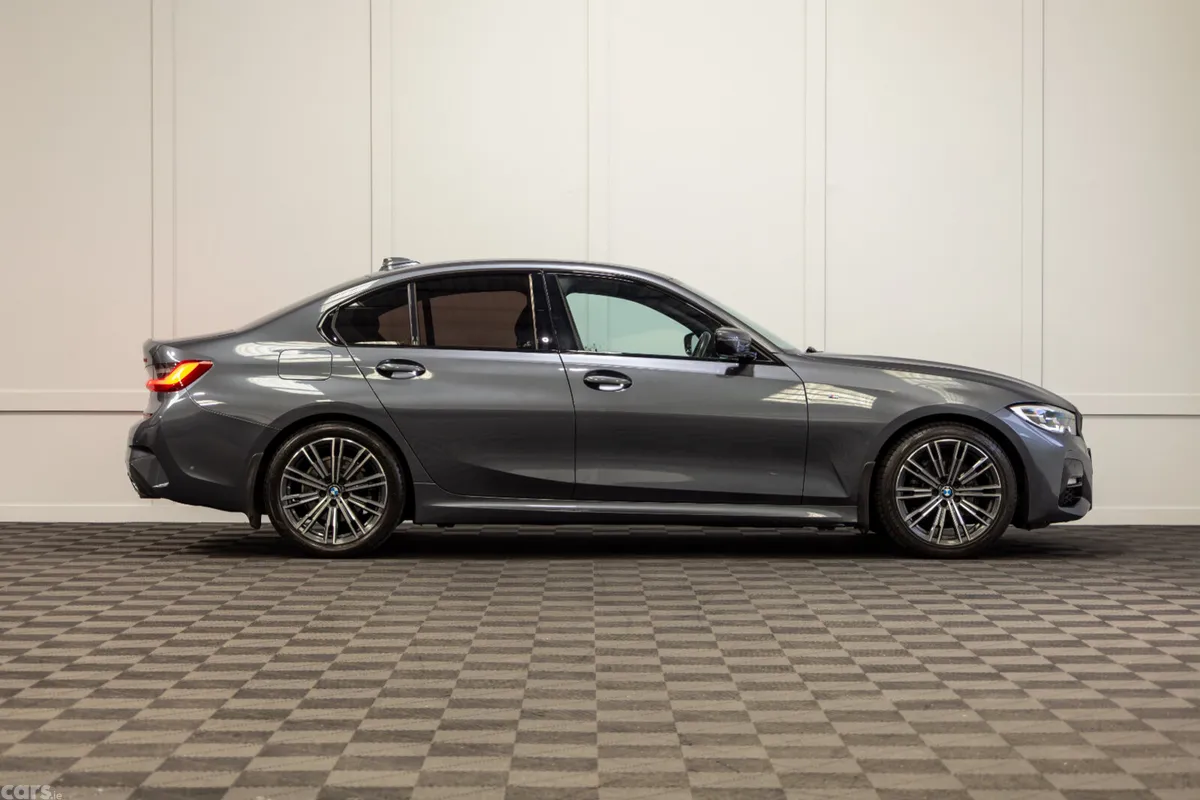 BMW 3-Series Saloon, Diesel, 2022, Grey