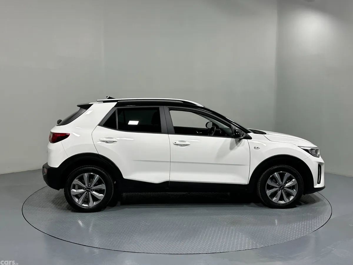 Kia Stonic Hatchback, Petrol, 2025, White