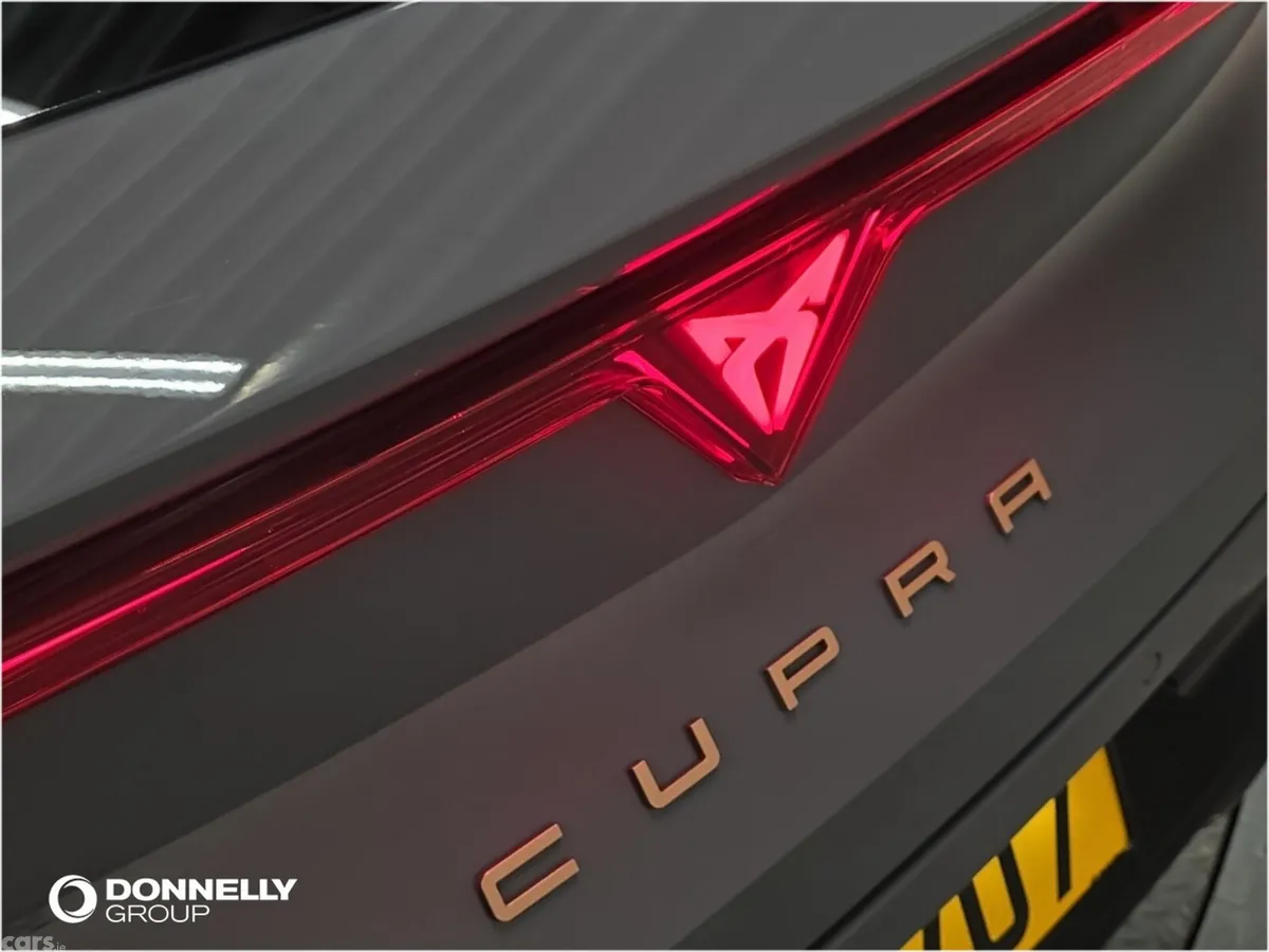 Cupra Leon Estate, Petrol, 2026, Grey