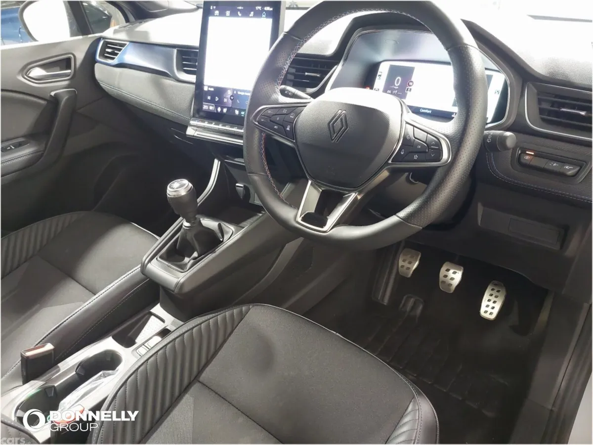 Renault Captur Hatchback, Petrol, 2026, Grey