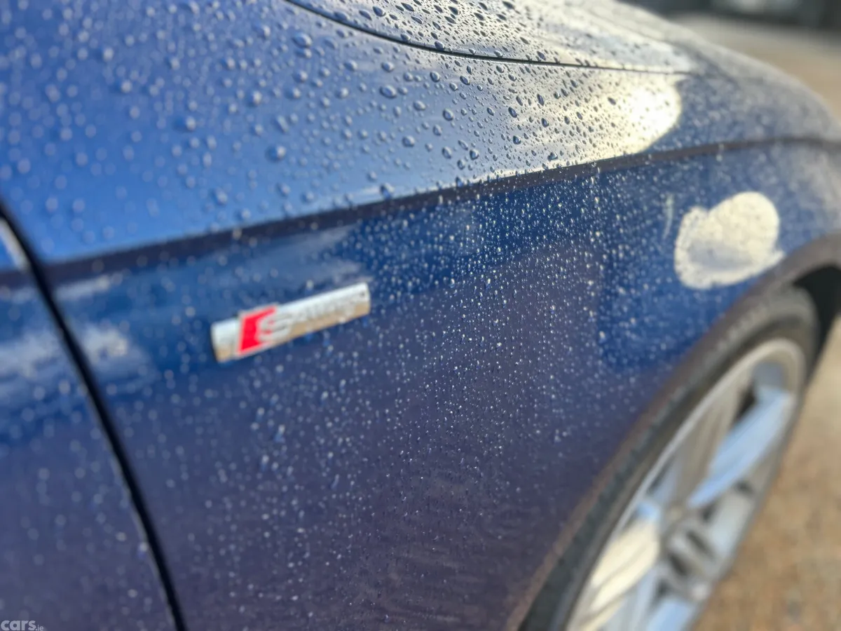 Audi A4 Saloon, Diesel, 2015, Blue