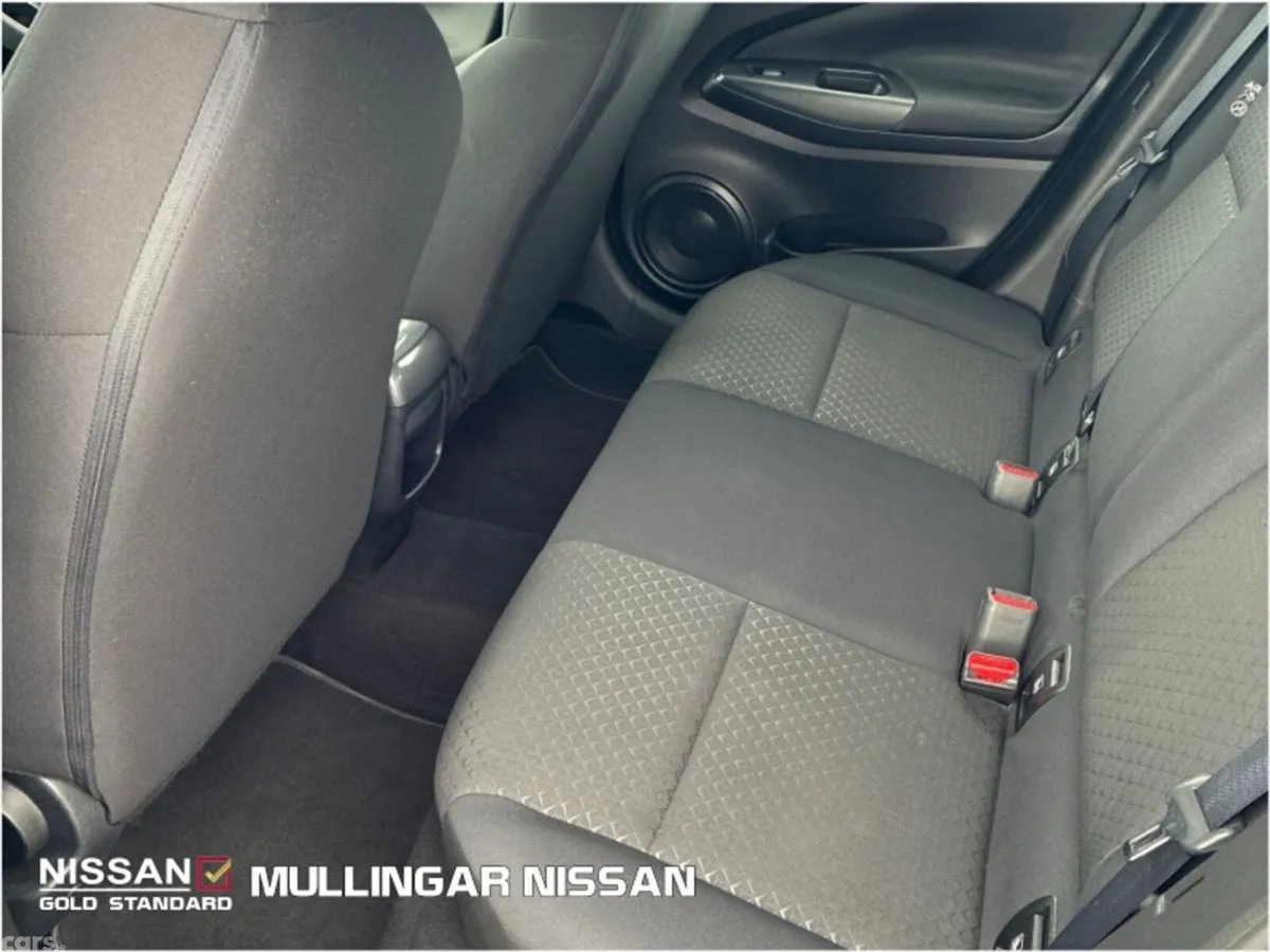 Nissan Juke SUV, Petrol, 2024, Grey