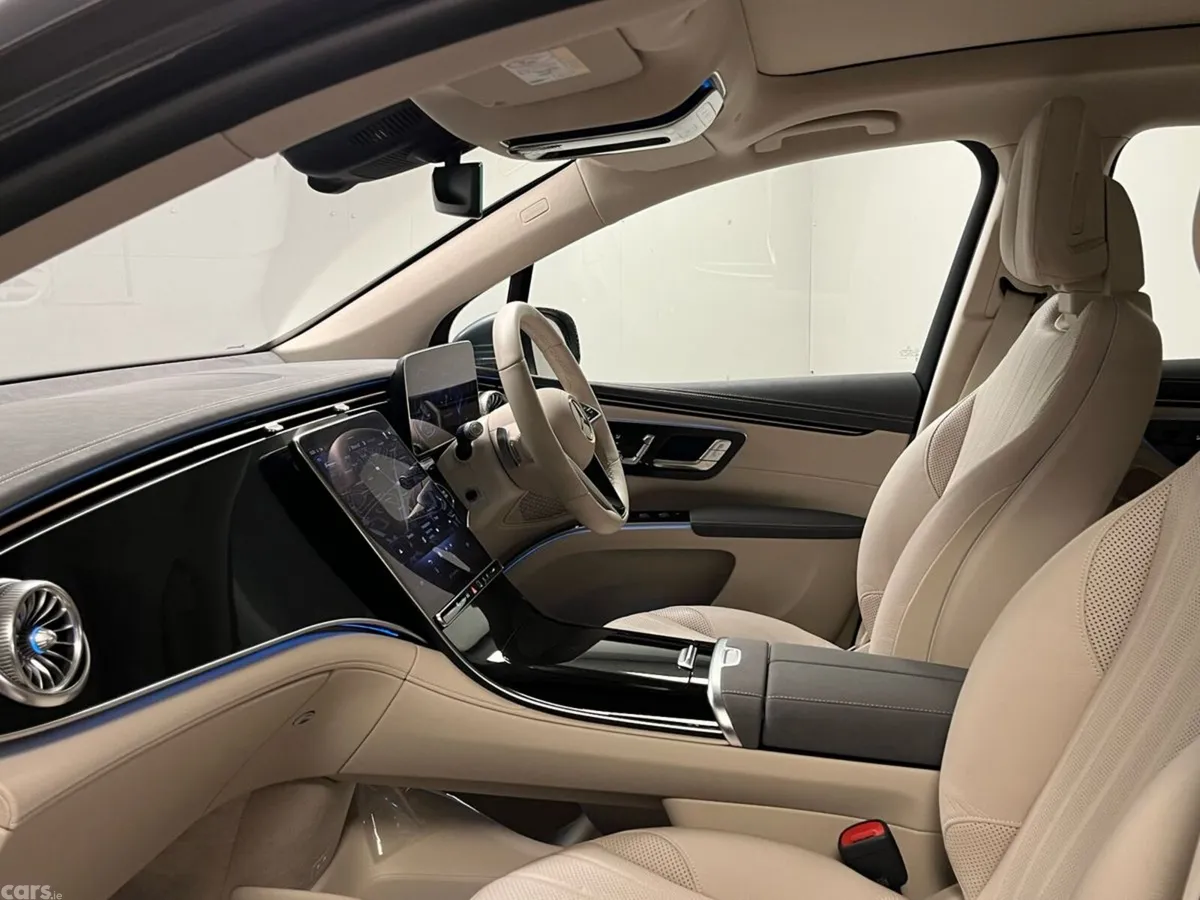 Mercedes-Benz EQS SUV, Electric, 2025, Grey