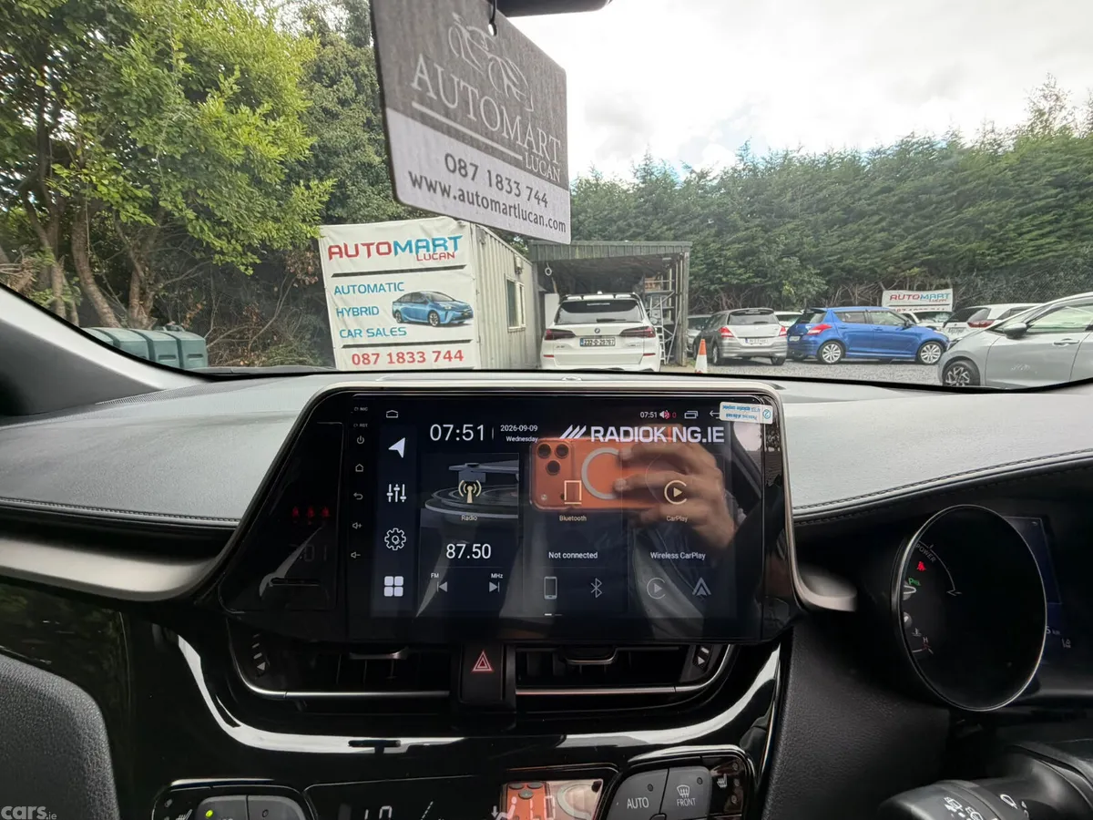 Toyota C-HR SUV, Petrol Hybrid, 2019, Green