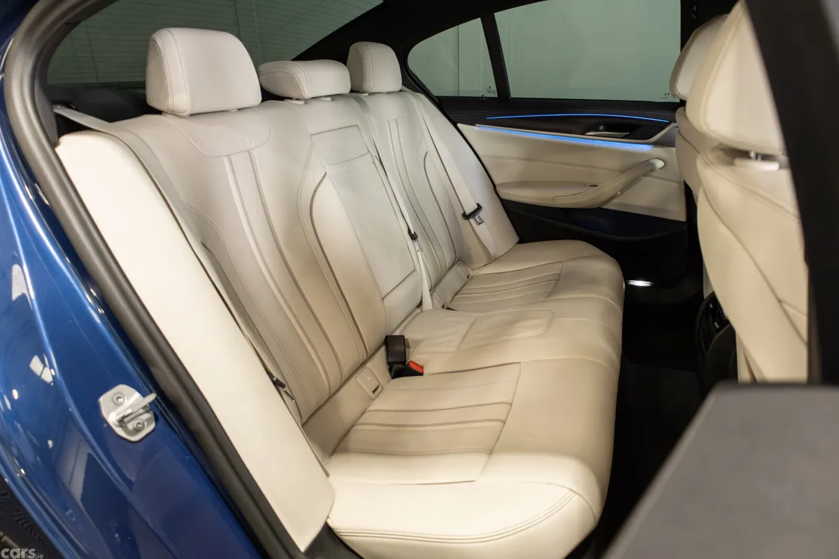 BMW 5-Series Saloon, Petrol Plug-in Hybrid, 2023, Blue
