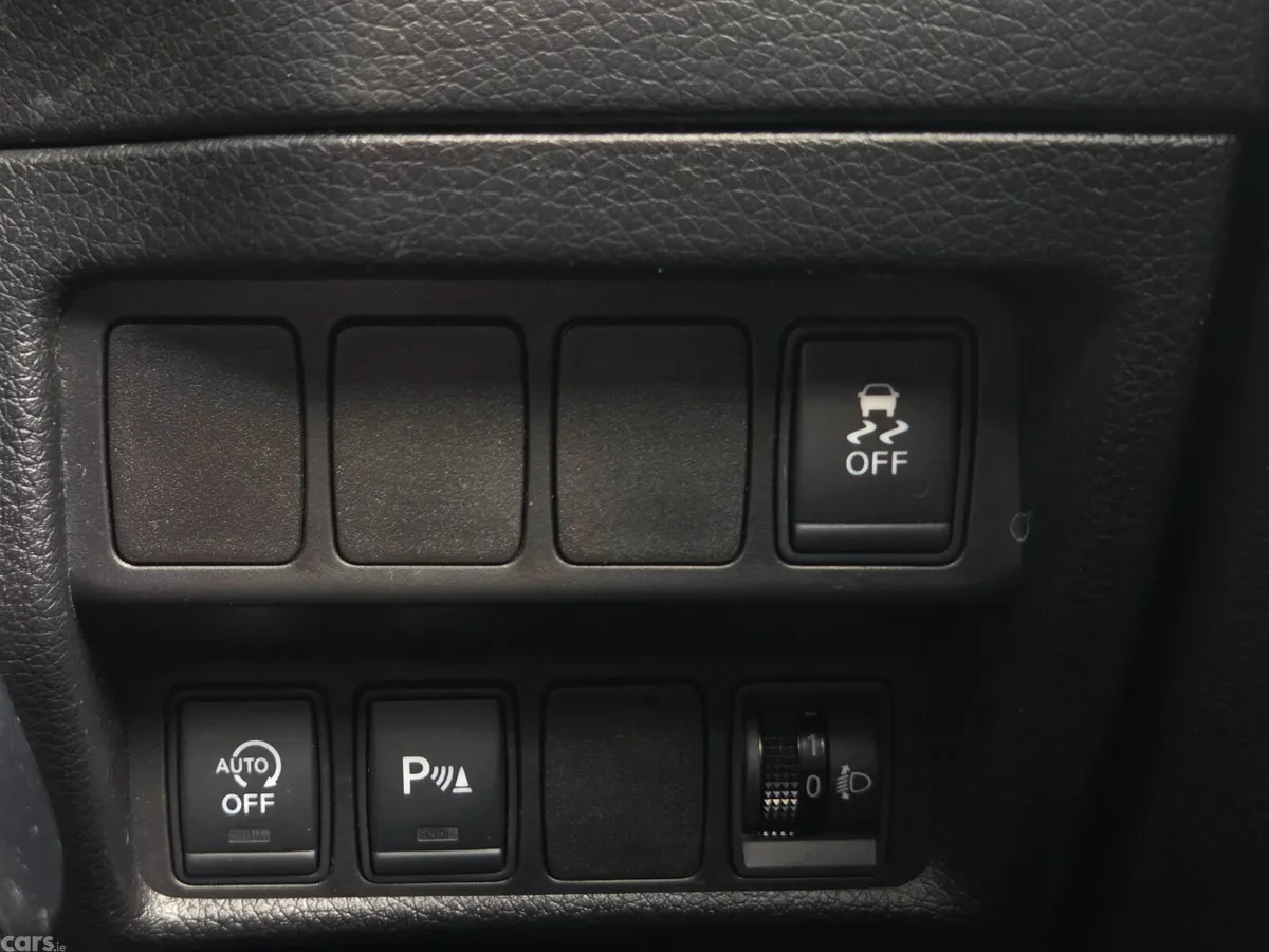 Nissan X-Trail SUV, Diesel, 2017, Grey