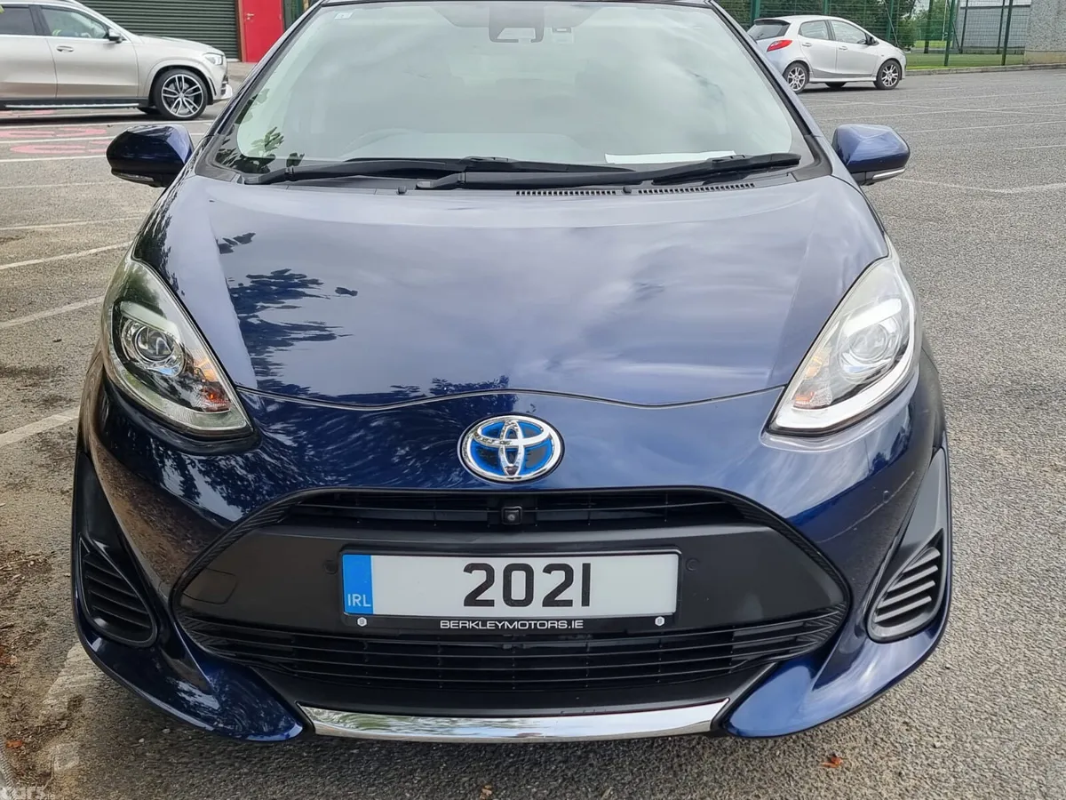 Toyota Aqua Hatchback, Petrol Hybrid, 2021, Blue