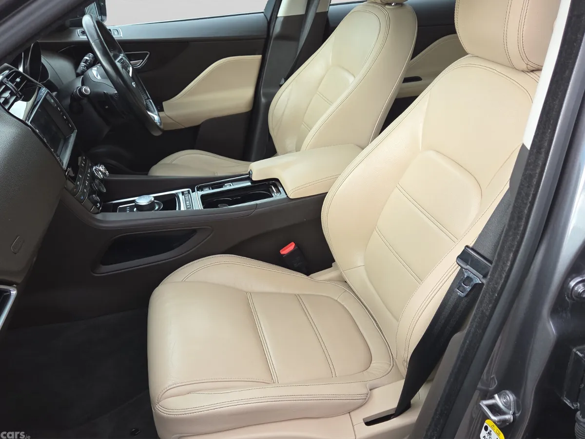 Jaguar F-Pace SUV, Diesel, 2019, Grey