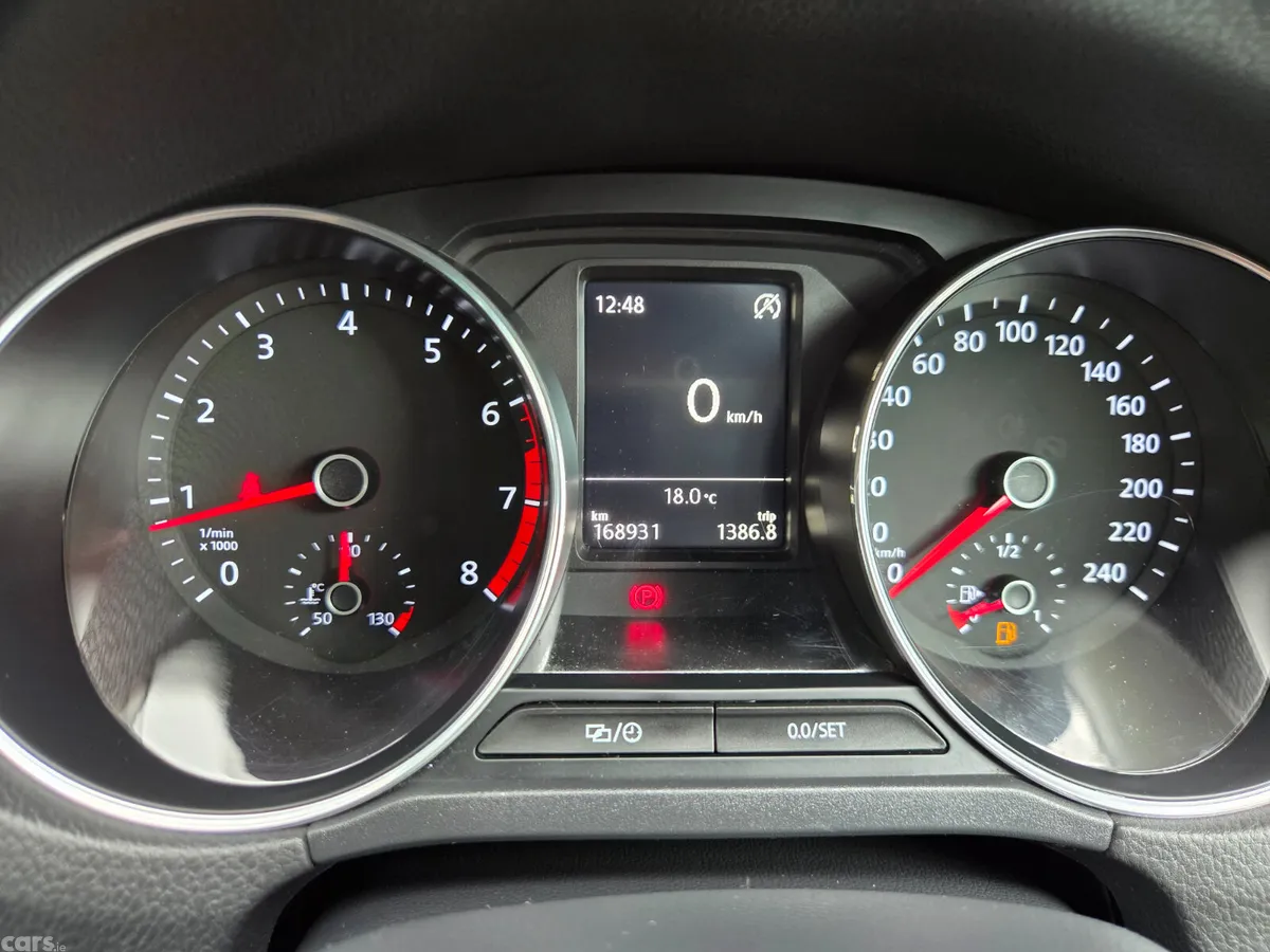 Volkswagen Polo Hatchback, Petrol, 2016, Silver