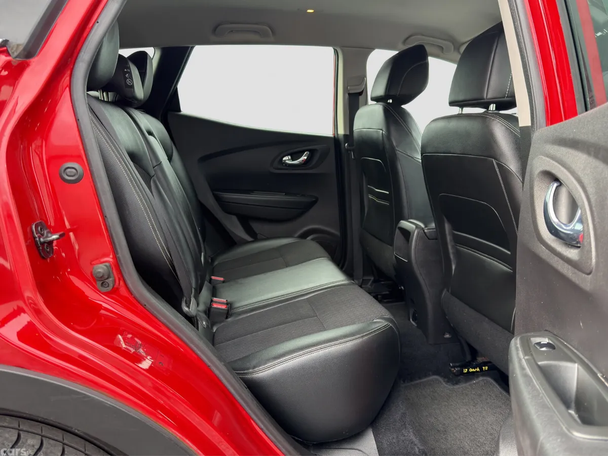 Renault Kadjar SUV, Diesel, 2018, Red