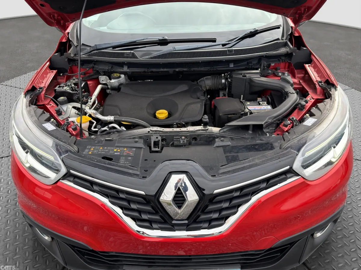 Renault Kadjar SUV, Diesel, 2018, Red