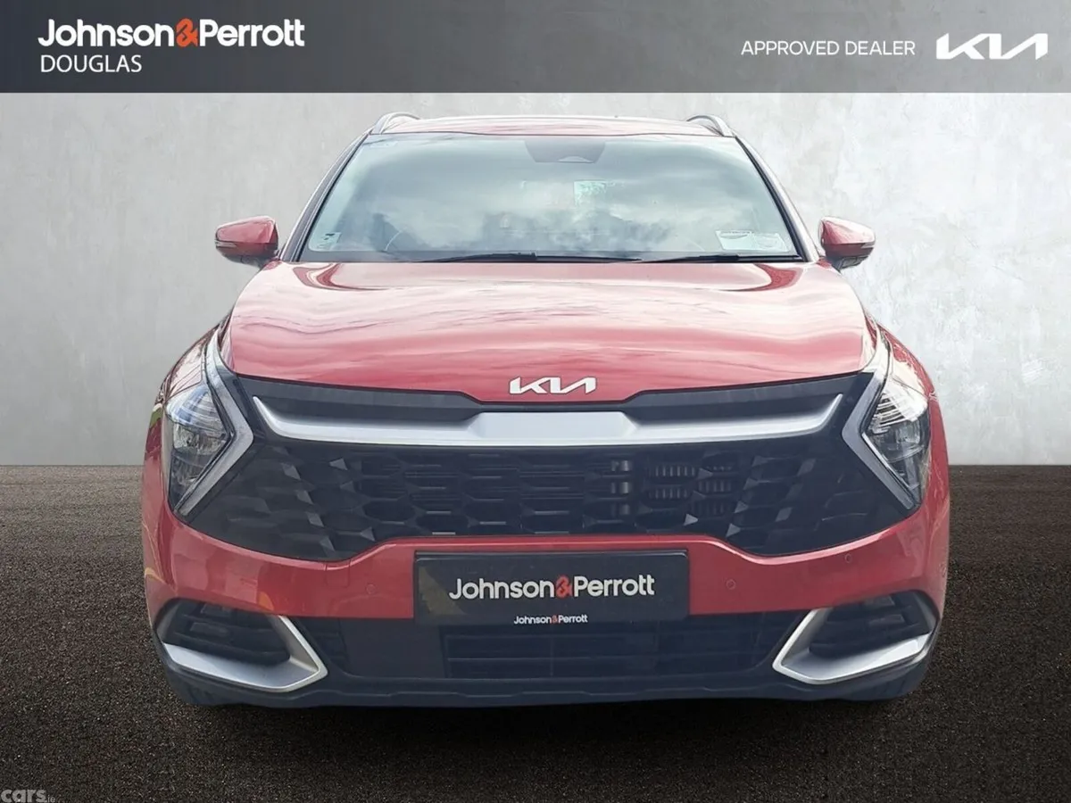 Kia Sportage SUV, Petrol Hybrid, 2023, Red