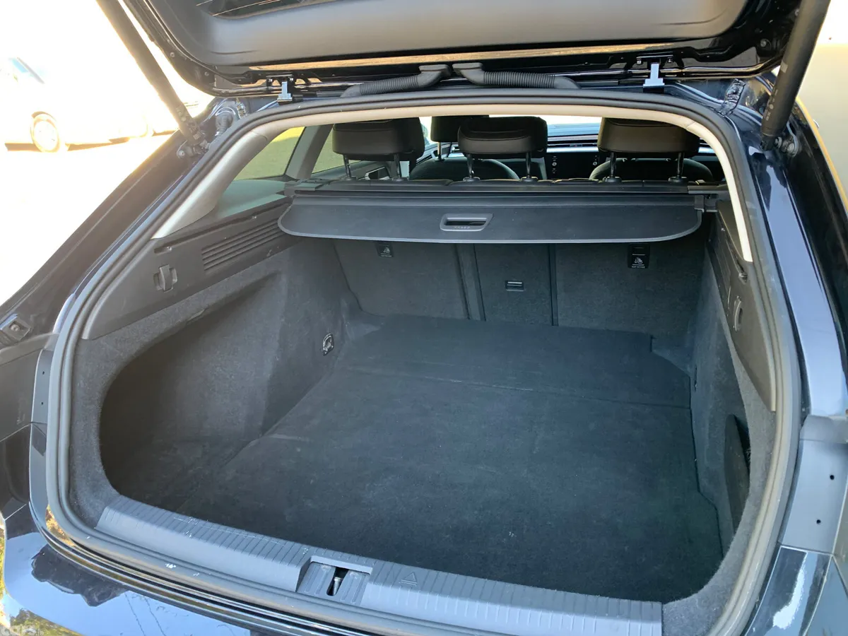 Volkswagen Arteon Estate, Diesel, 2023, Black