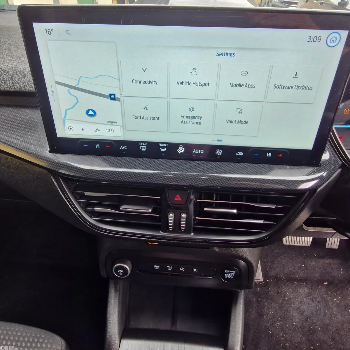 Ford Focus Hatchback, Diesel, 2023, Grey