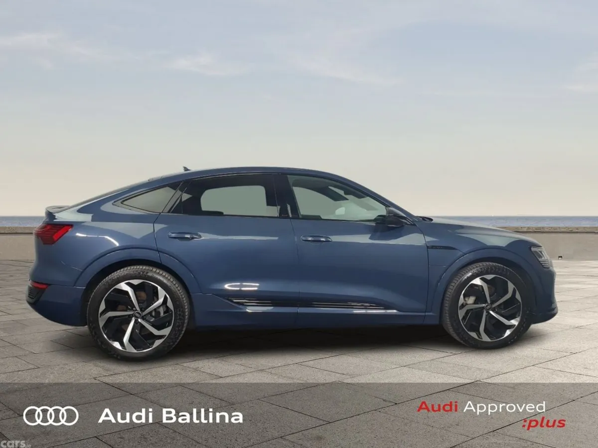 Audi Q8 Hatchback, Electric, 2024, Blue