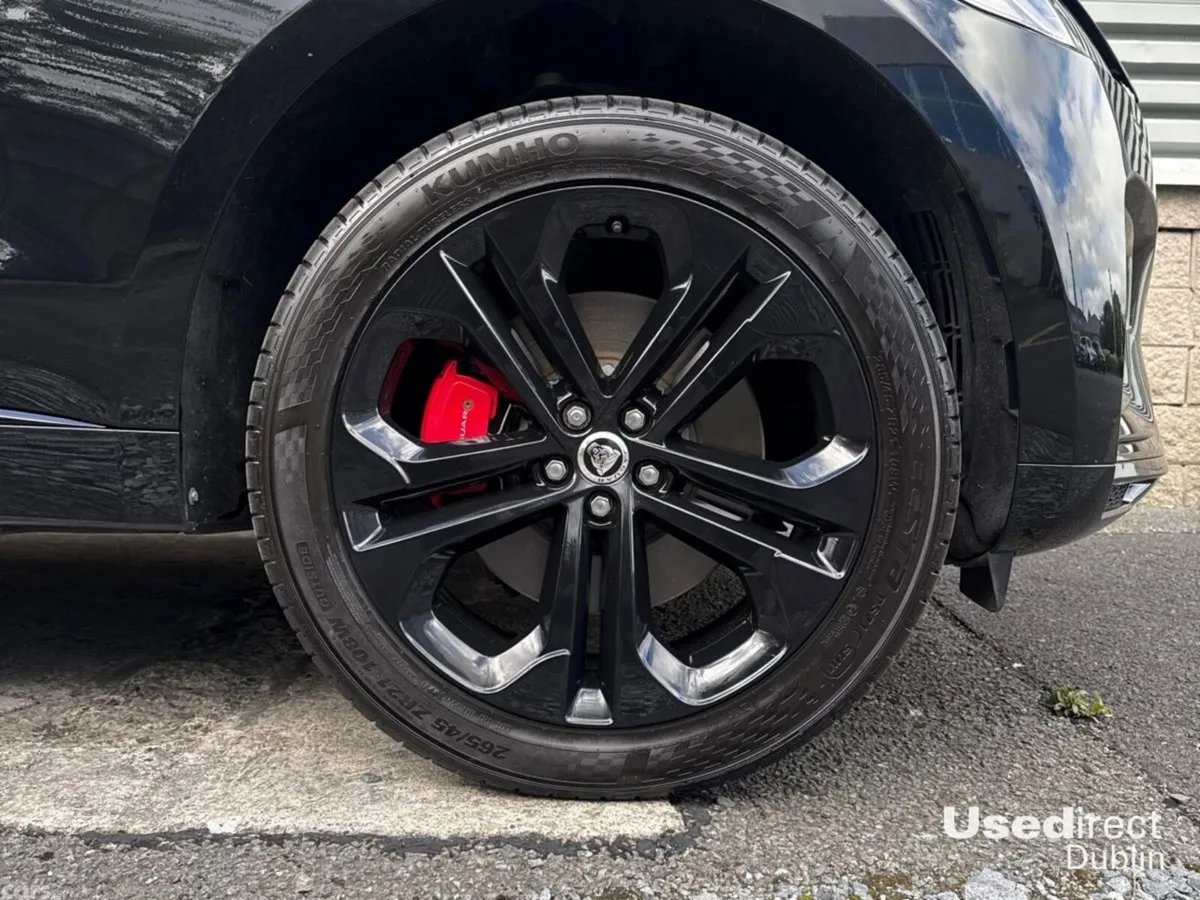 Jaguar F-Pace SUV, Petrol Plug-in Hybrid, 2024, Black