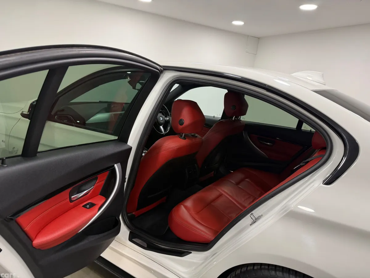 BMW 3-Series Saloon, Diesel, 2016, White