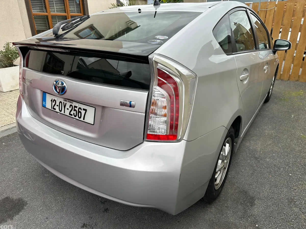 Toyota Prius Hatchback, Petrol Hybrid, 2012, Silver
