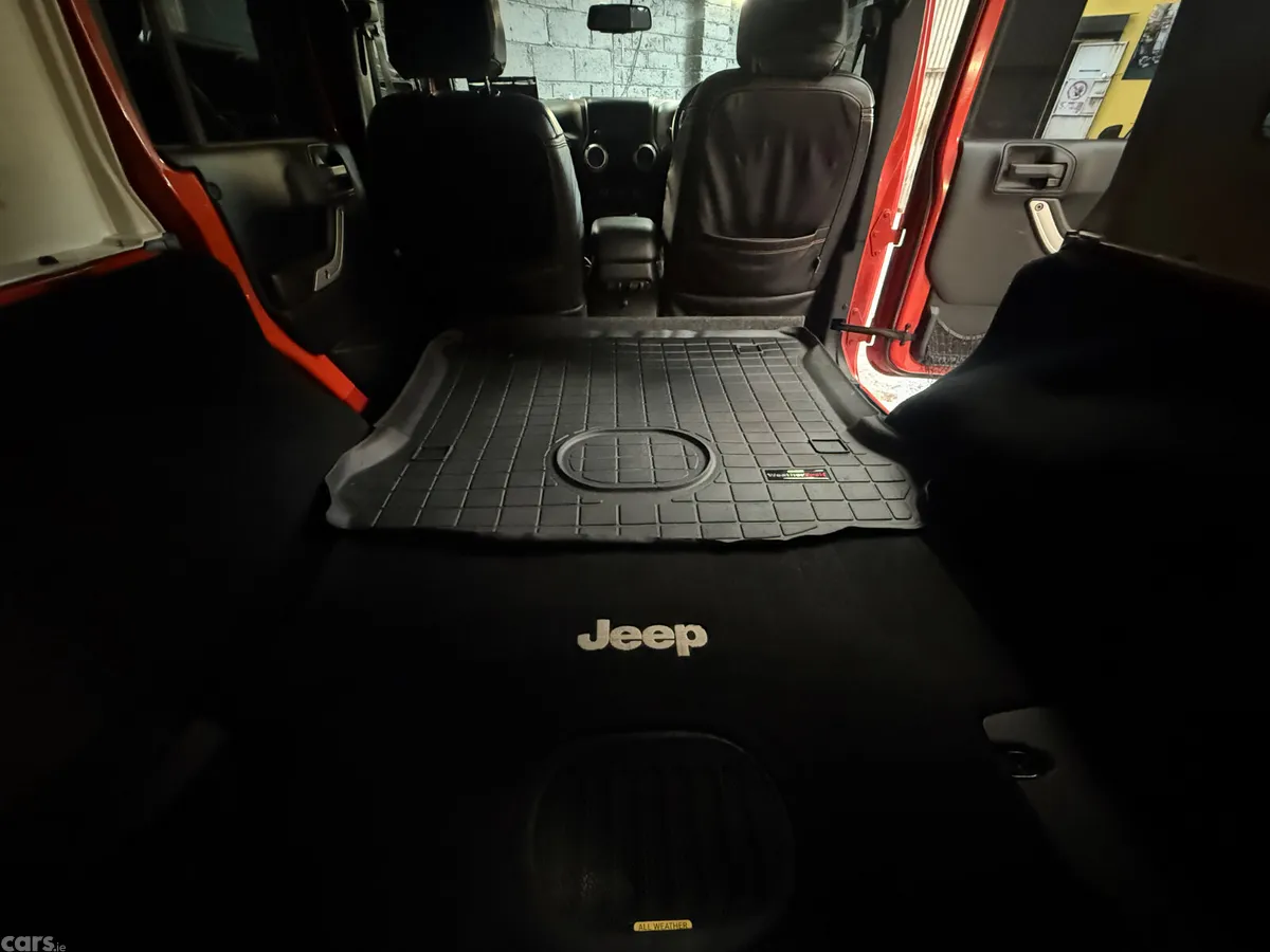 Jeep Wrangler SUV, Diesel, 2015, Orange
