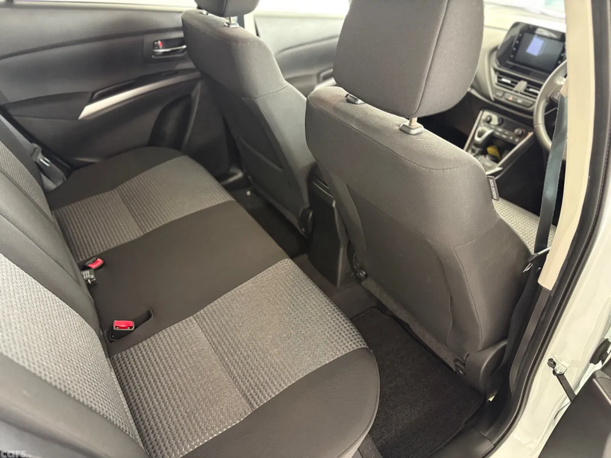 Suzuki S-CROSS SUV, Petrol Hybrid, 2023, White