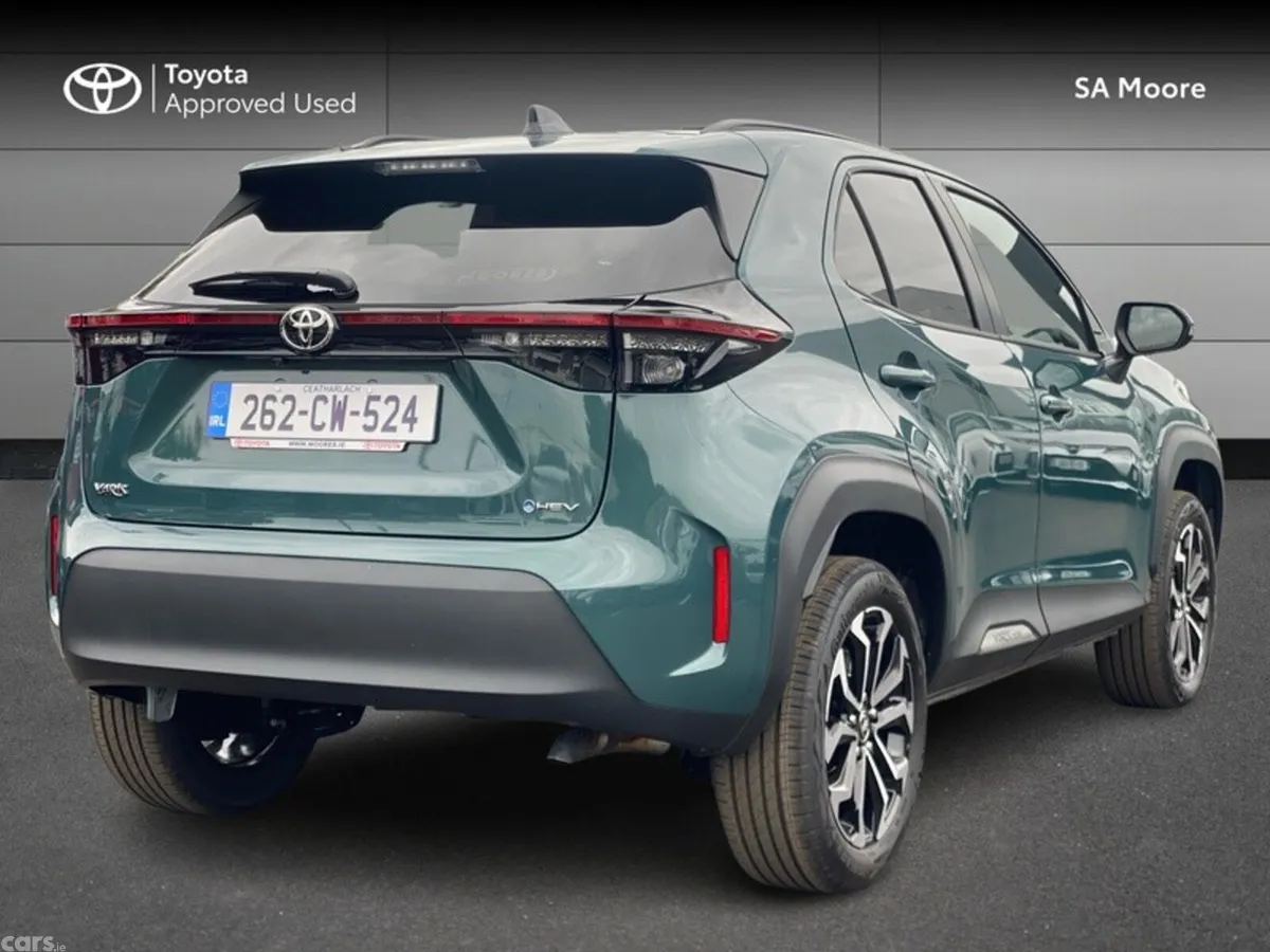 Toyota Yaris Cross Hatchback, Petrol Hybrid, 2026, 