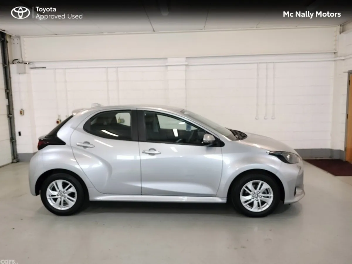 Toyota Yaris Hatchback, Petrol, 2024, Silver