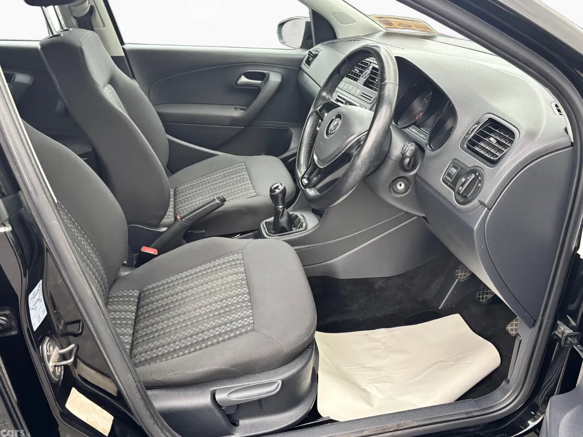 Volkswagen Polo Hatchback, Petrol, 2015, Black