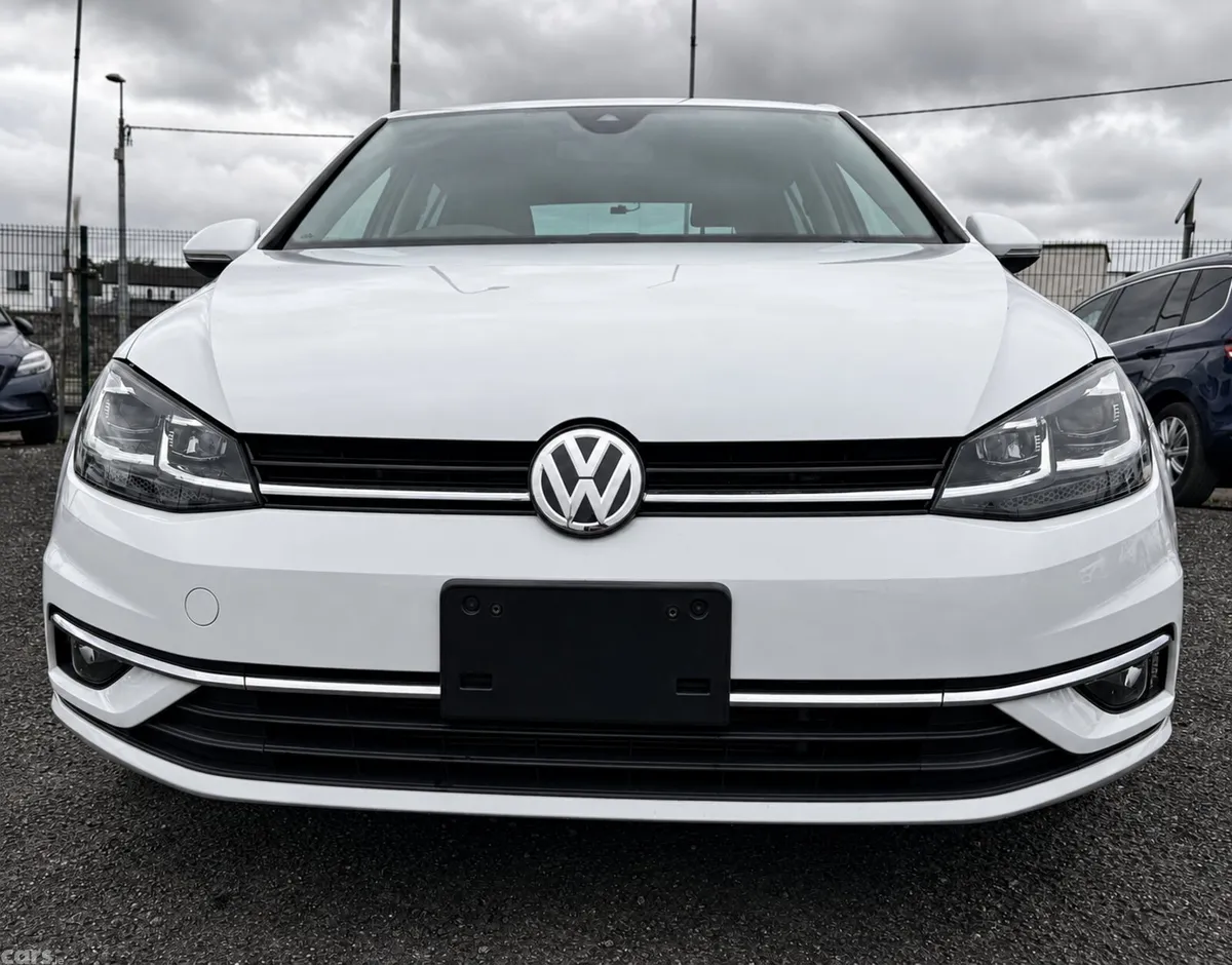 Volkswagen Golf Hatchback, Petrol, 2019, White