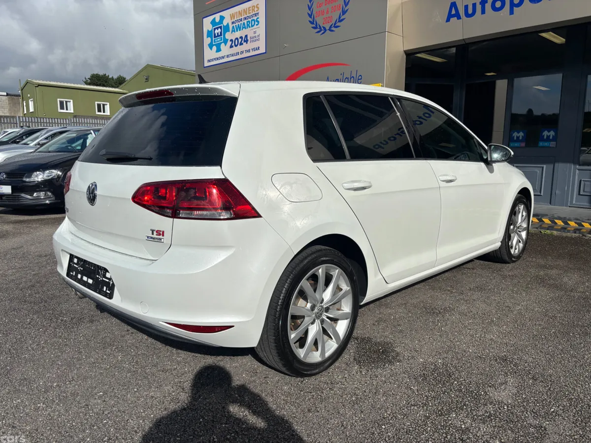 Volkswagen Golf Hatchback, Petrol, 2015, White