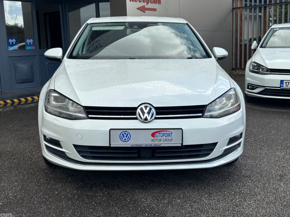 Volkswagen Golf Hatchback, Petrol, 2015, White