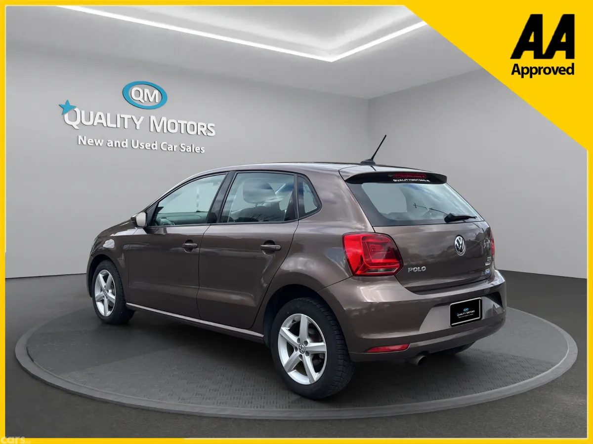 Volkswagen Polo Hatchback, Petrol, 2015, Brown