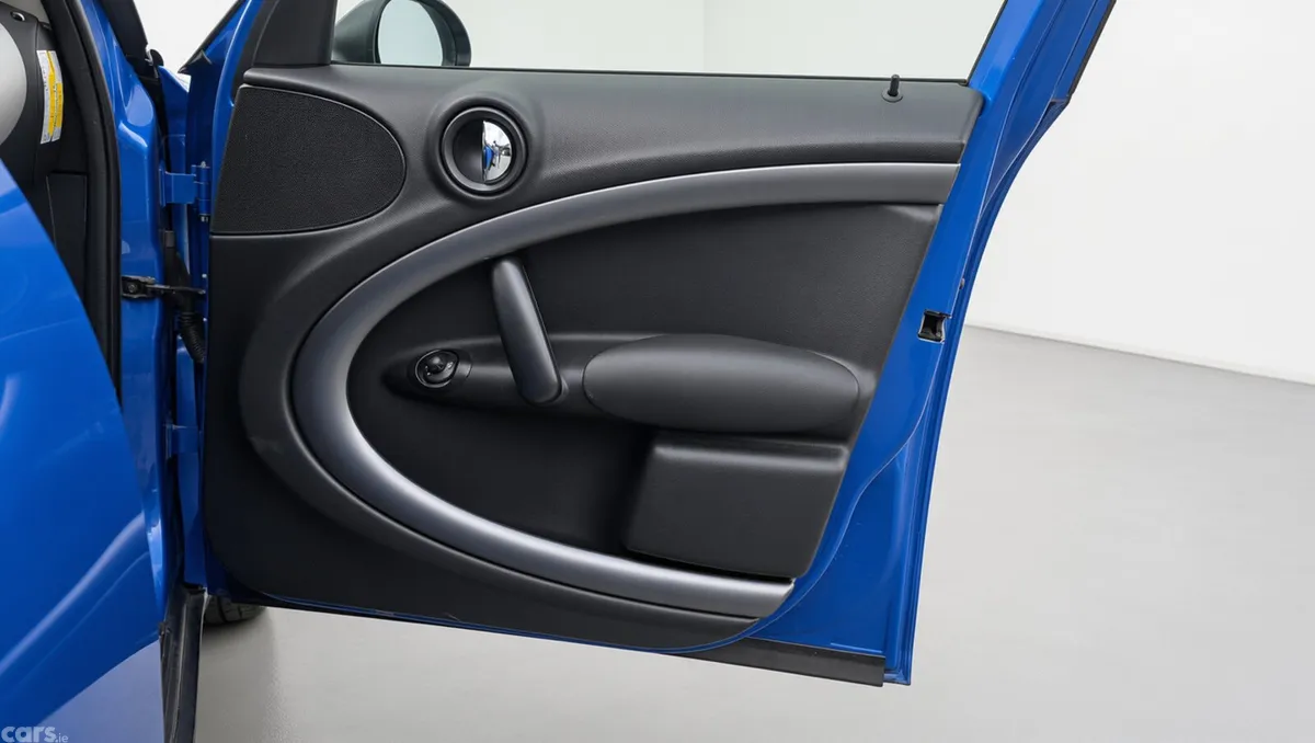 Mini Cooper Hatchback, Petrol, 2012, Blue