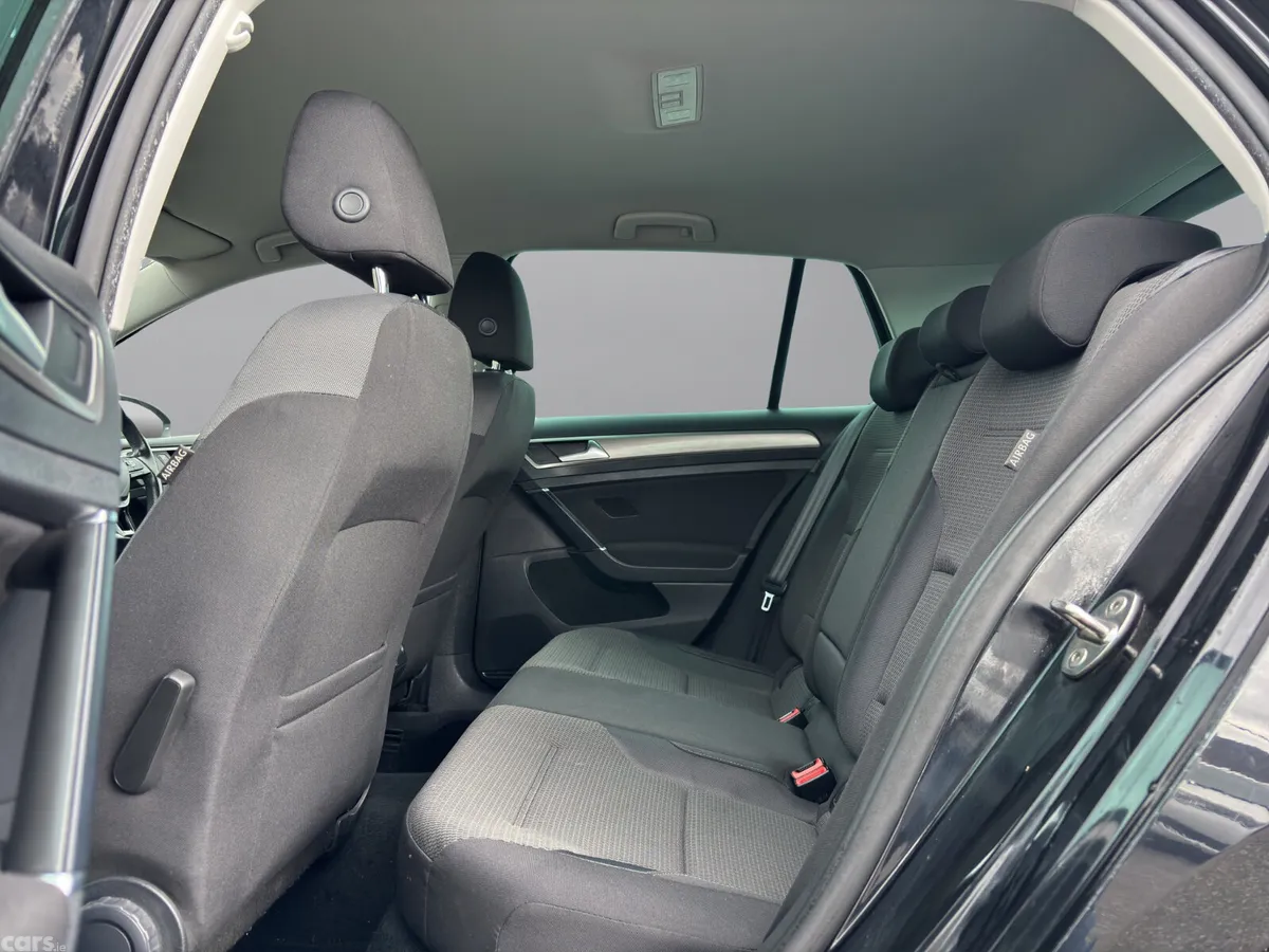 Volkswagen Golf Hatchback, Petrol, 2017, Black