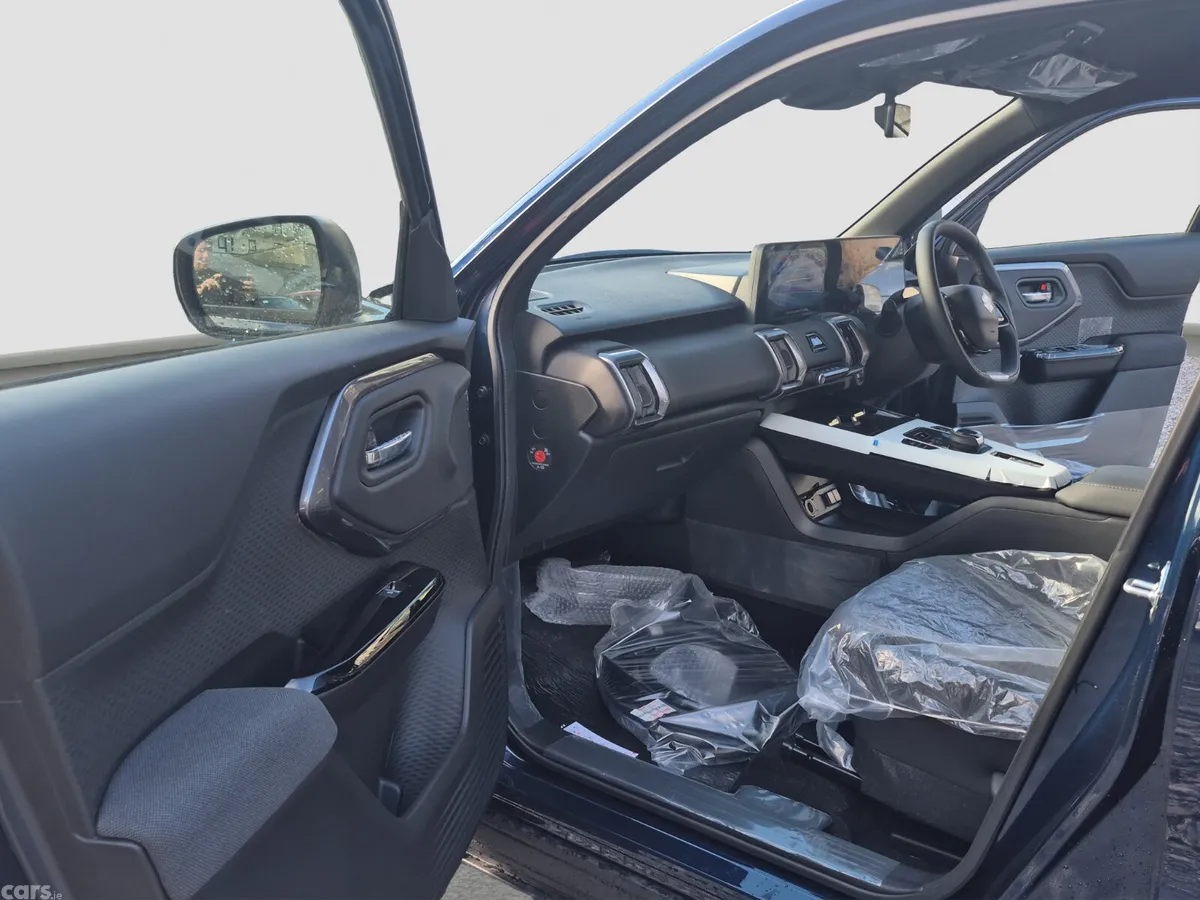 Suzuki e Vitara SUV, Electric, 2027, Blue