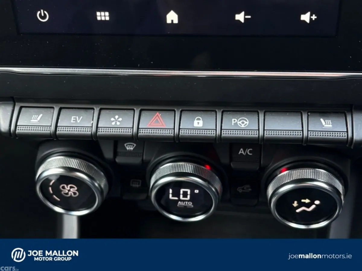 Renault Arkana Hatchback, Petrol, 2023, Orange
