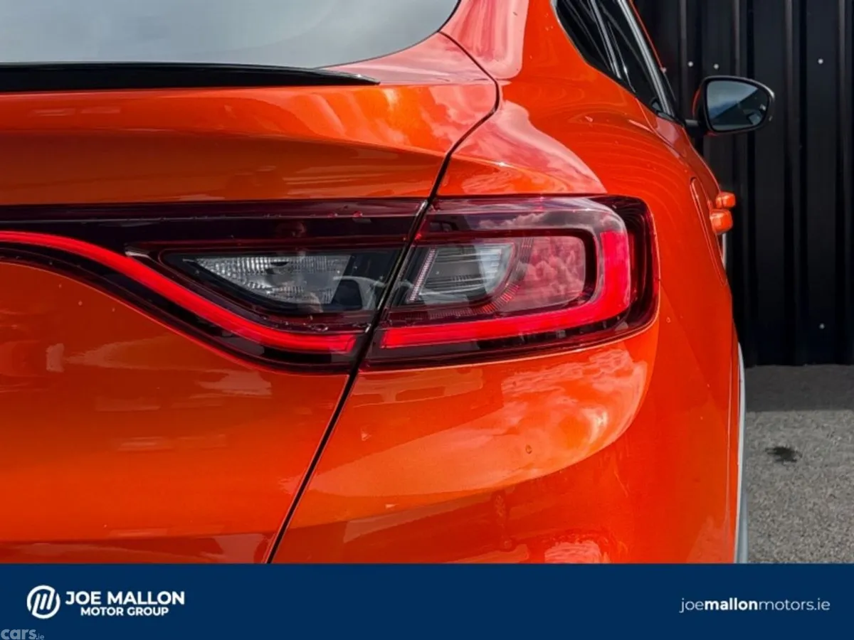 Renault Arkana Hatchback, Petrol, 2023, Orange