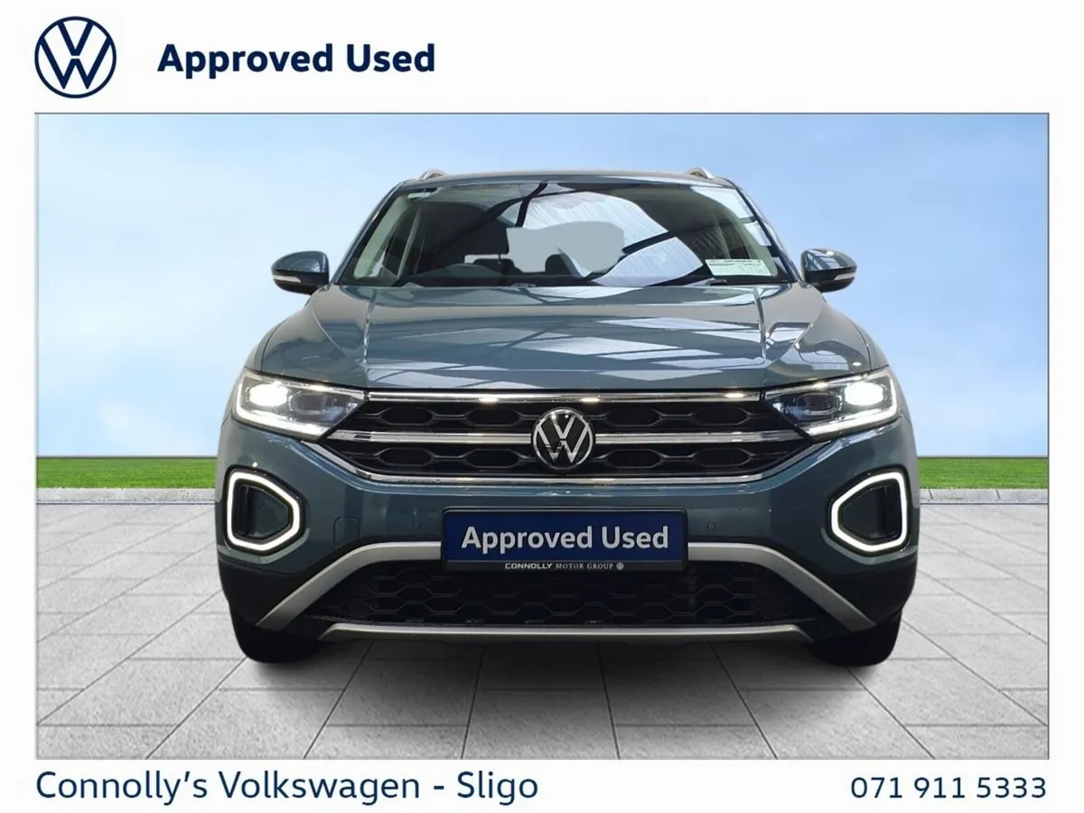 Volkswagen T-Roc SUV, Petrol, 2023, Blue