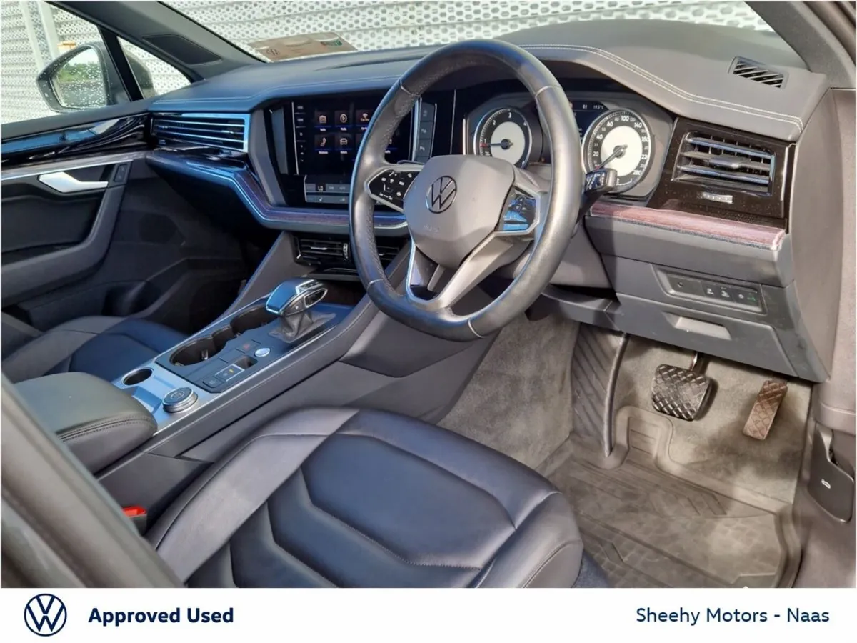 Volkswagen Touareg SUV, Diesel, 2023, Grey
