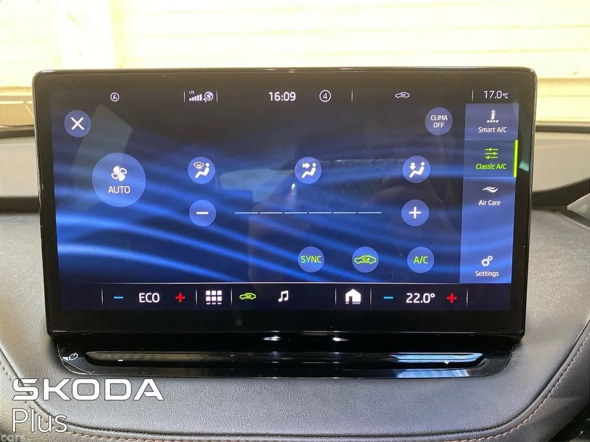 Skoda Enyaq Hatchback, Electric, 2023, Black