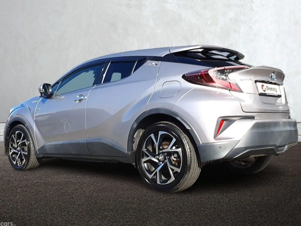 Toyota C-HR SUV, Petrol Hybrid, 2018, Silver