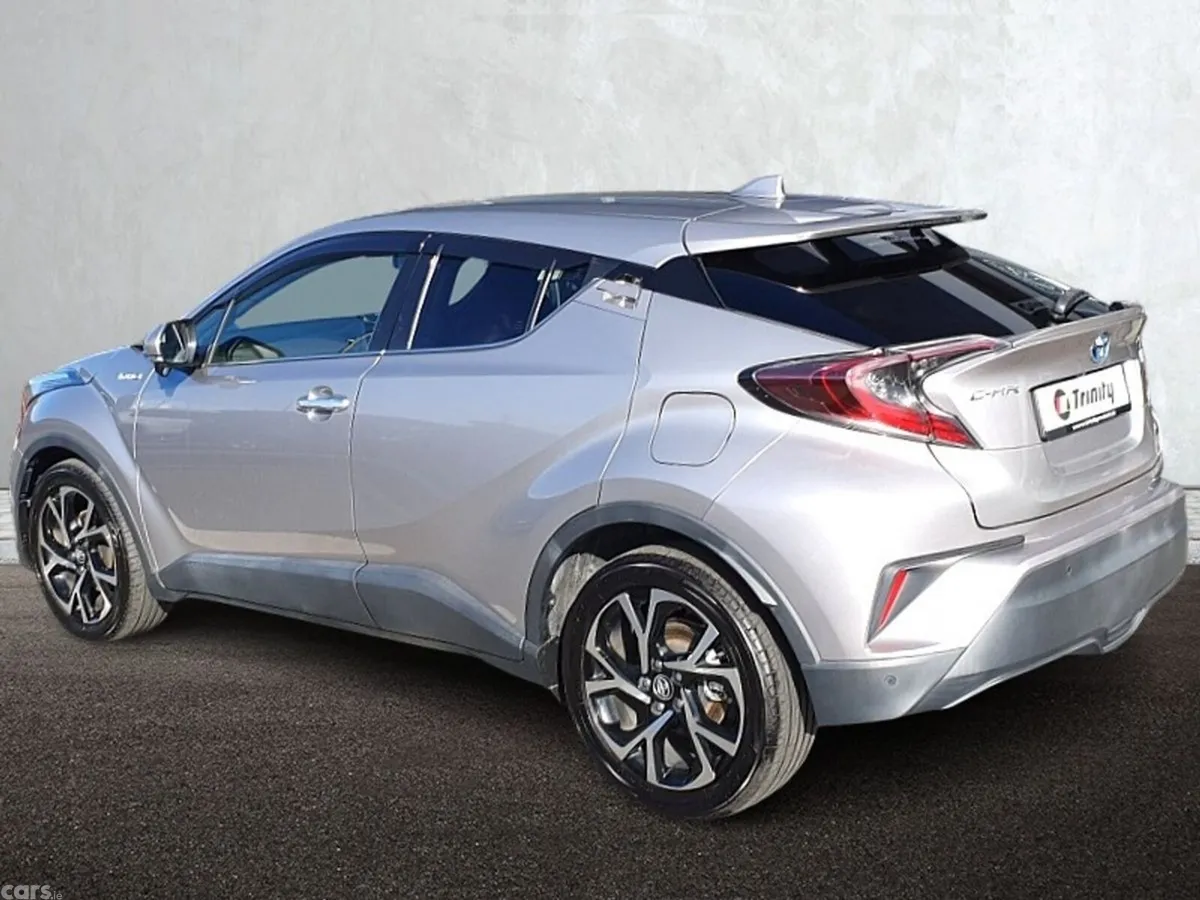 Toyota C-HR SUV, Petrol Hybrid, 2018, Silver