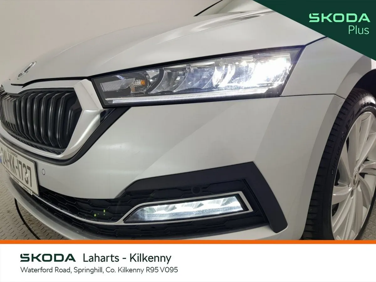 Skoda Octavia Saloon, Petrol, 2024, Silver