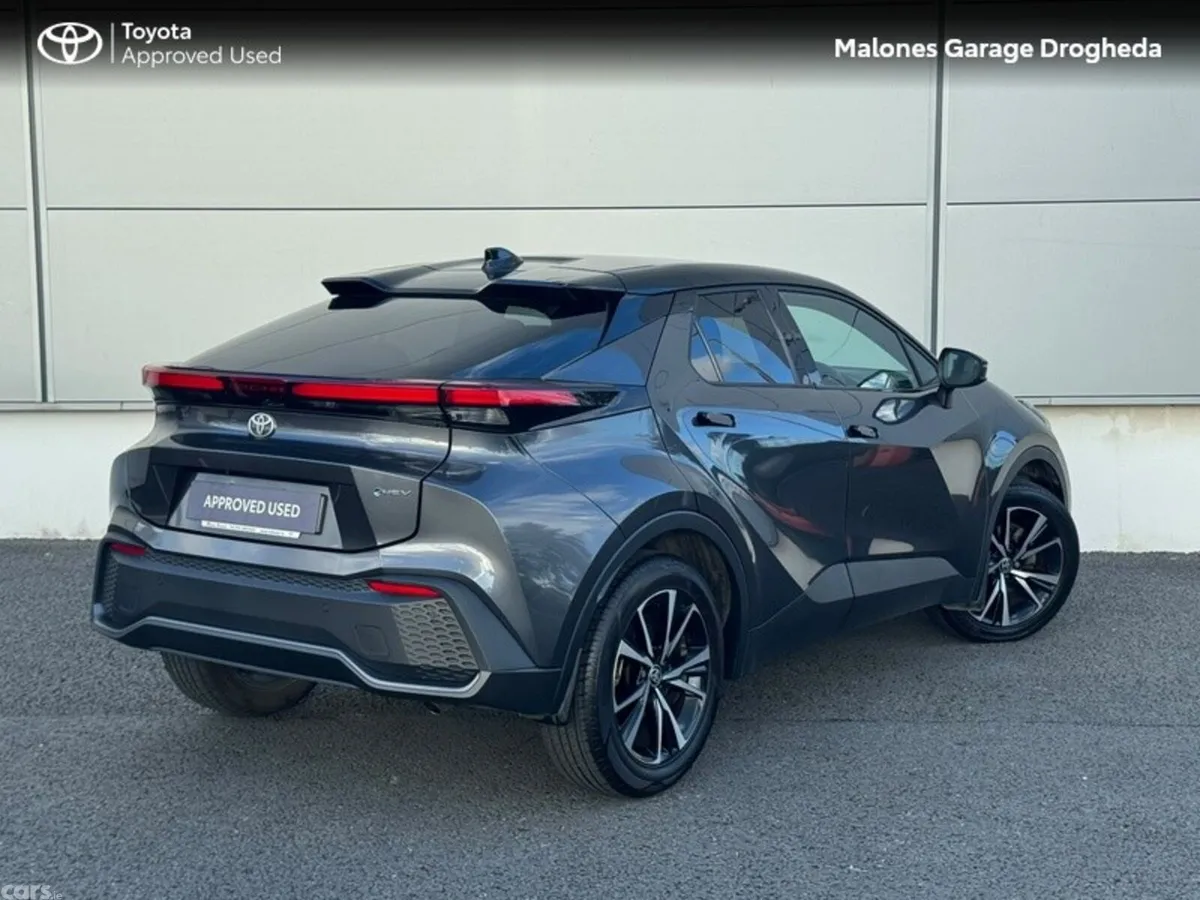 Toyota C-HR SUV, Petrol Hybrid, 2024, Grey