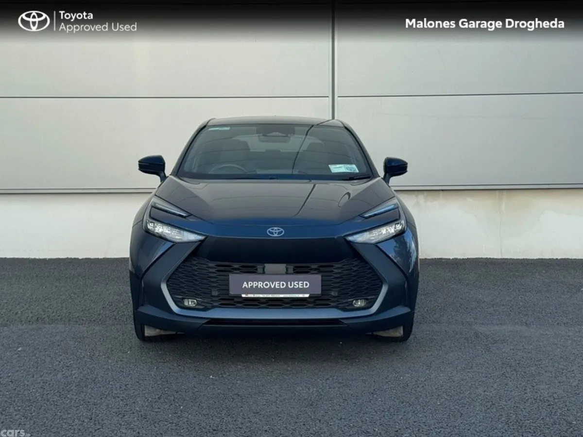 Toyota C-HR SUV, Petrol Hybrid, 2024, Grey