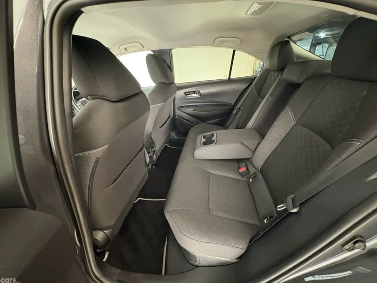 Toyota Corolla Saloon, Petrol Hybrid, 2025, Grey